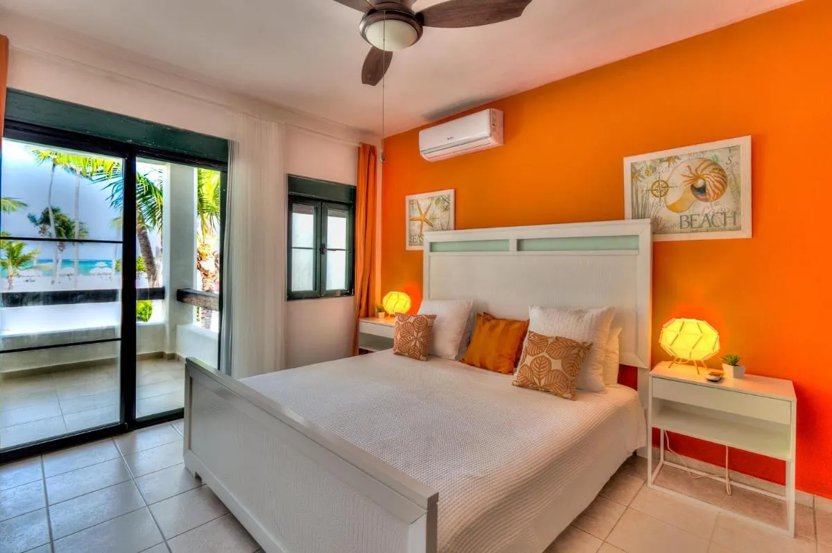 Image 1 of Scenic Oceanfront Apartment with a walking distance to the beach – L-202