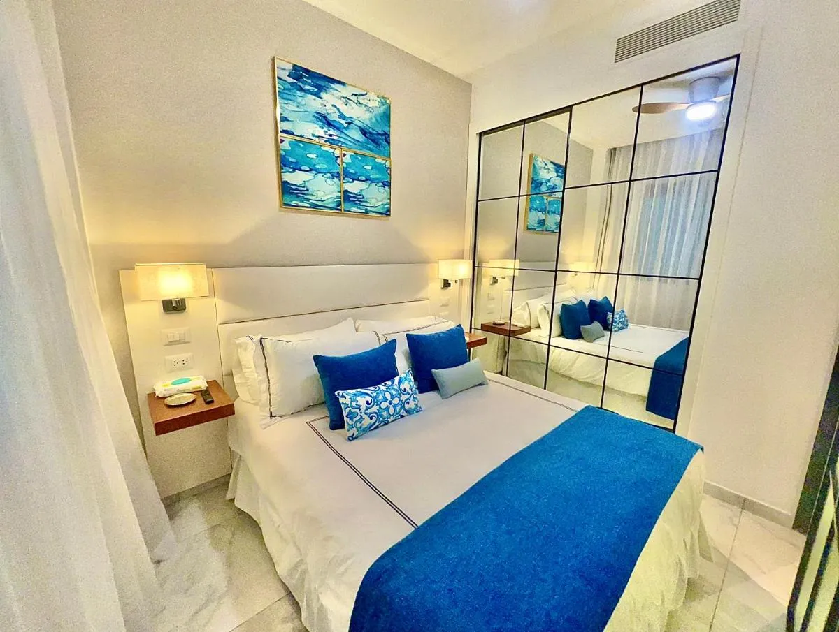 Image 1 of Spectacular ground floor with direct access to the infinity pool and views of the golf course-G115 Star