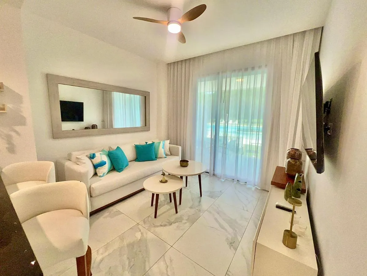 Image 5 of Spectacular ground floor with direct access to the infinity pool and views of the golf course-G115 Star