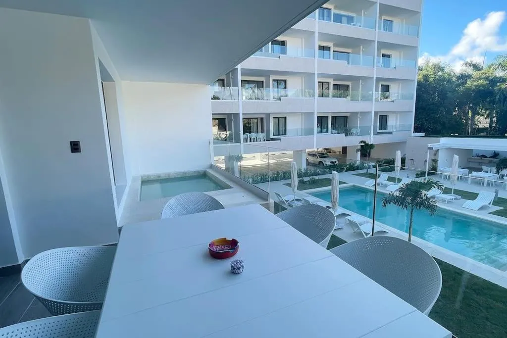 Image 5 of Tropical Deluxe 2 Bedroom Unit with Jacuzzi