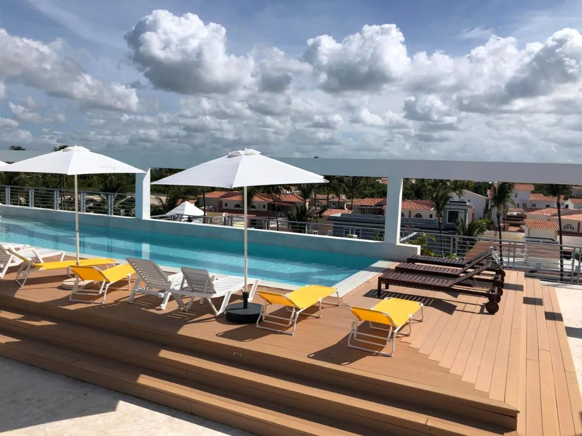 Image 2 of VACATION STUDIOS with ROOFTOP POOL, BEACH CLUB, RESTAURANTS – Playa Los Corales