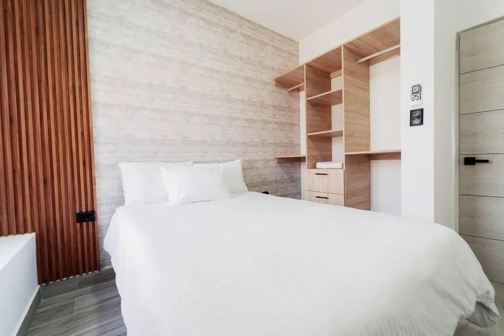 Image 1 of Villa de Lujo con Picuzzi a 2 Min Downtown