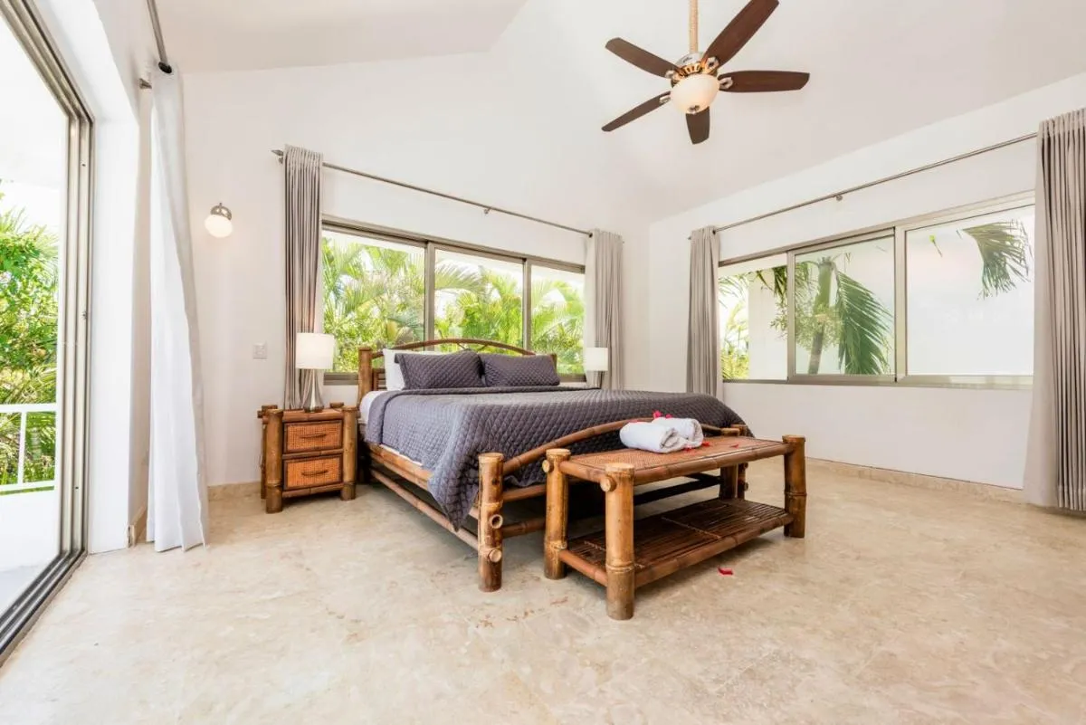 Image 4 of Villa de lujo con piscina y Golf en Punta Cana