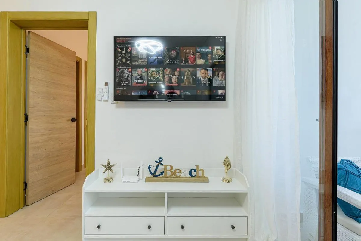 Image 1 of Vista a la piscina, cerca de la playa, gimnasio