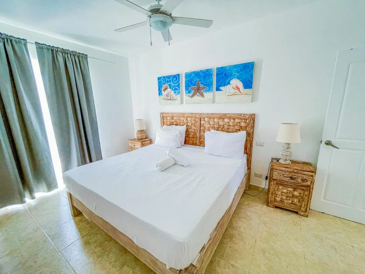 Image 2 of pool apartment pool view las terrazas beach