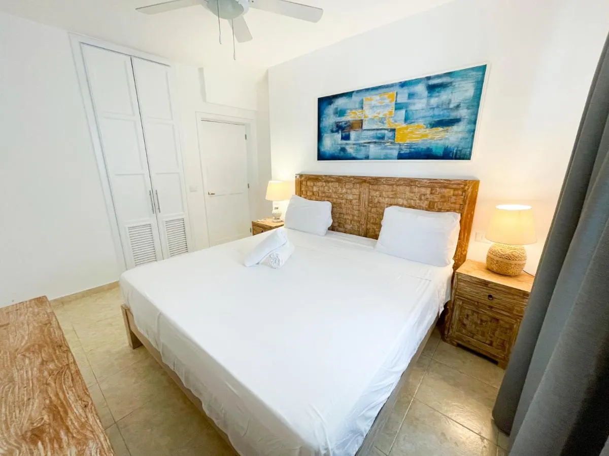 Image 3 of pool apartment pool view las terrazas beach