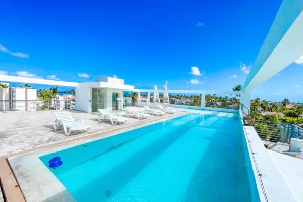 ROOFTOP POOL STUDIOS SUITES Ducassi Deluxe HOTEL Beach Club