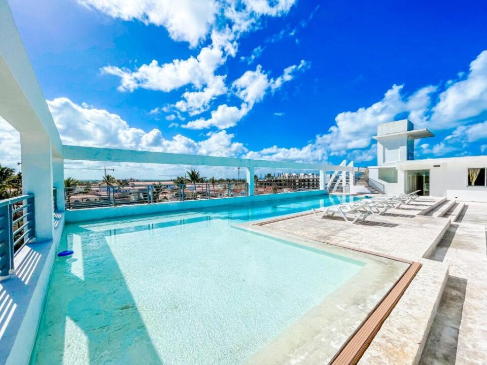 CARIBBEAN DELUXE Ducassi SUITES STUDIOS HOTEL ROOFTOP POOL Beach CLUB & SPA